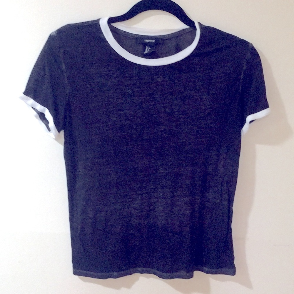 Forever 21 T-shirt [FREE W PURCHASE OF 1+ ITEMS]